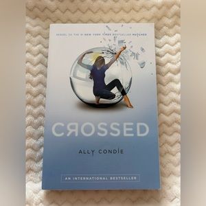 Crossed - Ally Condie